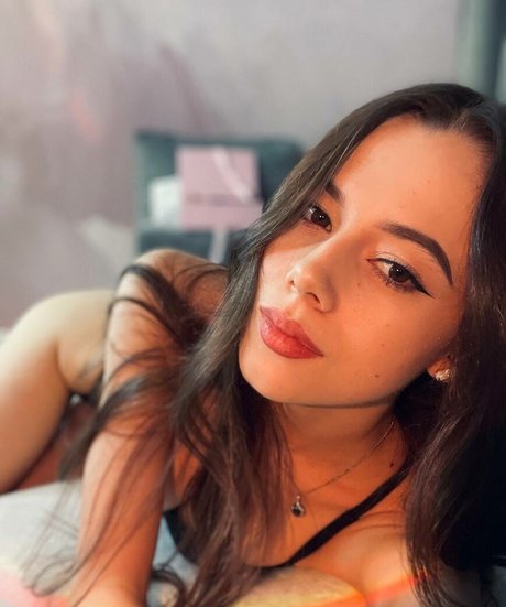 fingering pussy onlyfans sexy nude pic