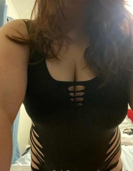 busty wife hot model galleries