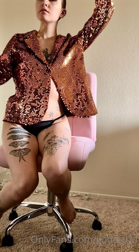 onlyfaery star high quality picture