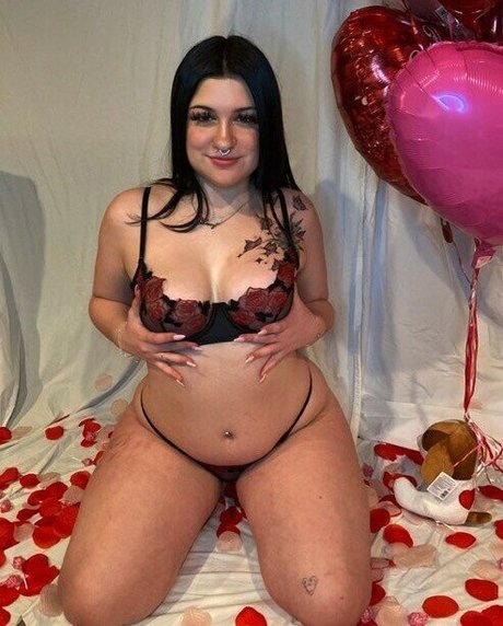 lululucyx star pornographic picture