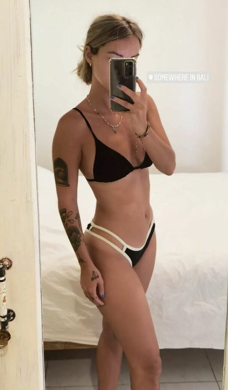 Saremm hd actress images