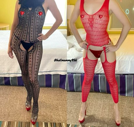 Hotmommy956 exclusive model gallery