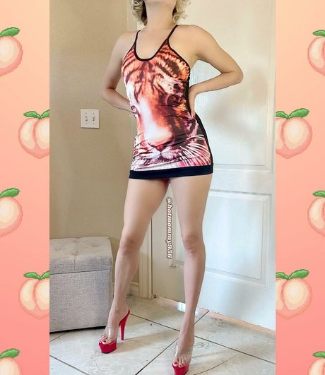 Hotmommy956 pornstar hot img