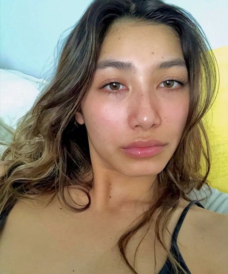 Dommmi pornstar naked gallery