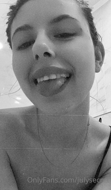 nickyxxlicky pornstar photo