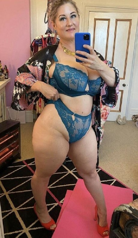 pawg girls onlyfans free nude photos
