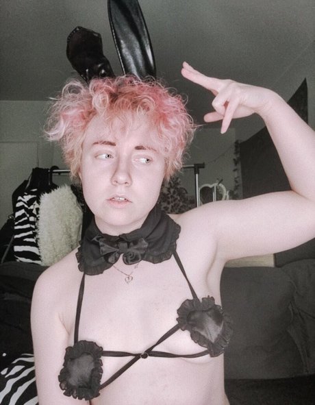 lesbian fingering onlyfans free nude pictures