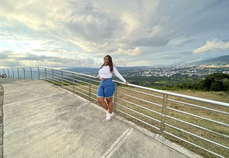 Boom Sar model free photo