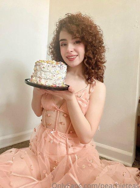 Peachieteas pretty pornstar picture