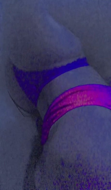 shemale handjob onlyfans pornos images