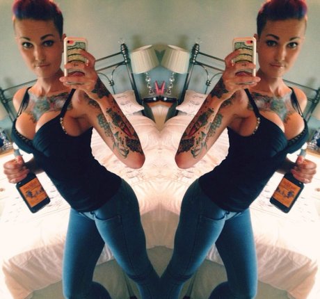 Hettiecakes porn model galleries