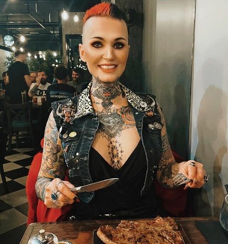 Hettiecakes star pics