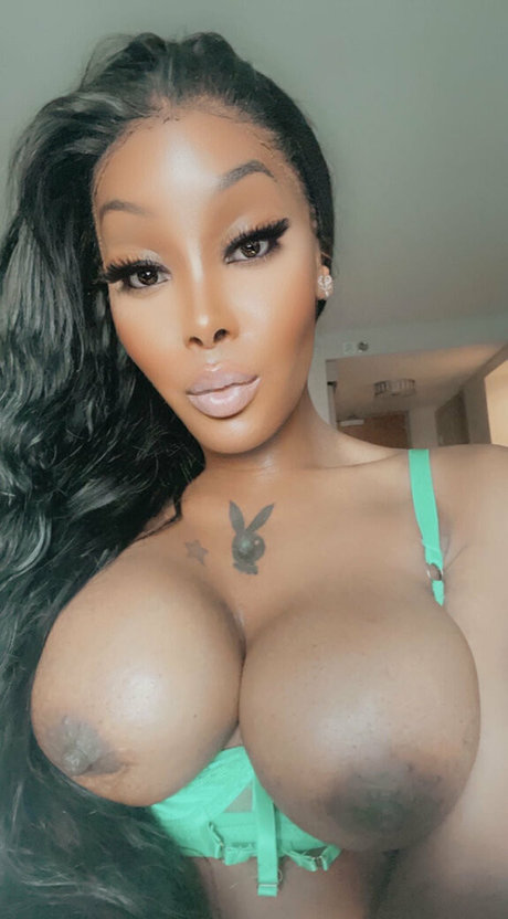 honeybanksxxx erotic star image