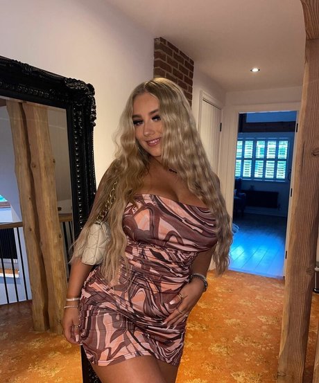 Gracie M pornstar perfect gallery