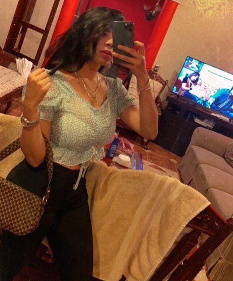 Karen Garcia pornographic model pictures