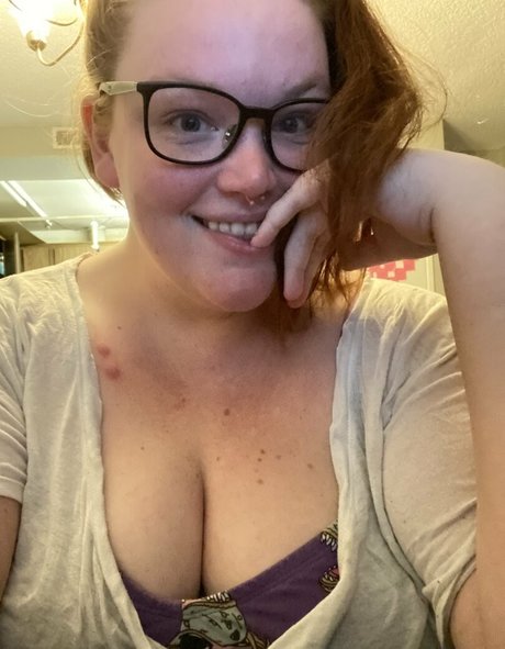 slutkunt naked model img