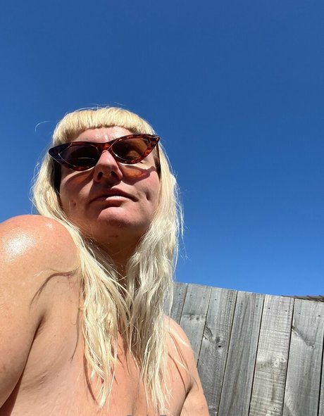 leggings onlyfans top img