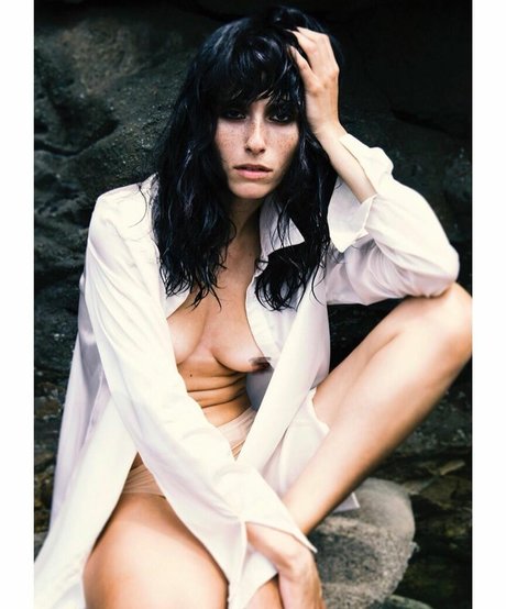 Giulia Finocchi erotic model pics