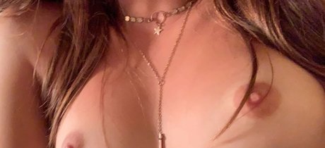 Bri Wilburn star img