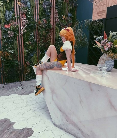 alt girl onlyfans top image