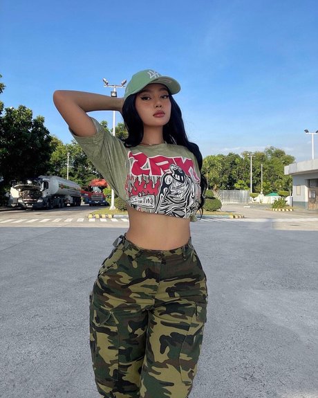 Nika Higashionna best actress photos