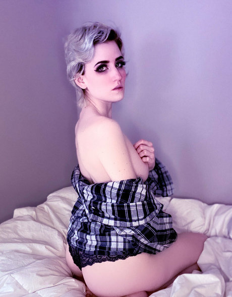 midgescully nudes pornstar images