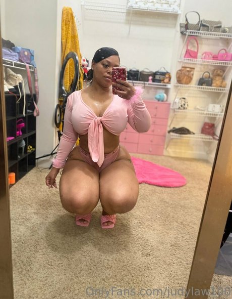 judylaw100 naked model pictures