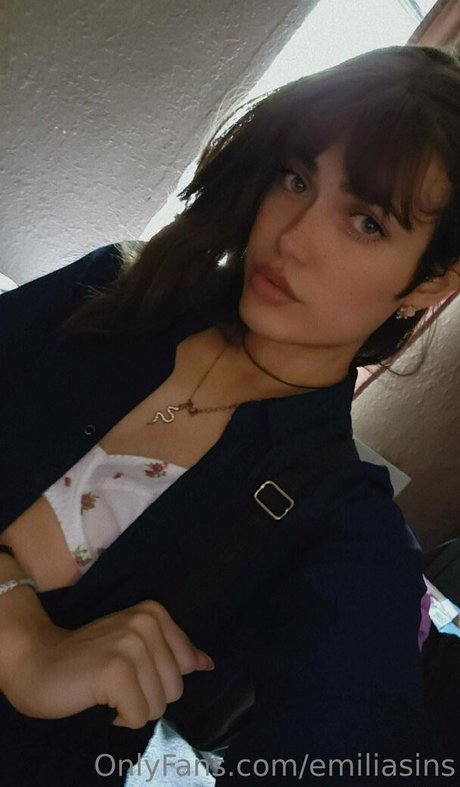 emiliasins nudes pornstar galleries