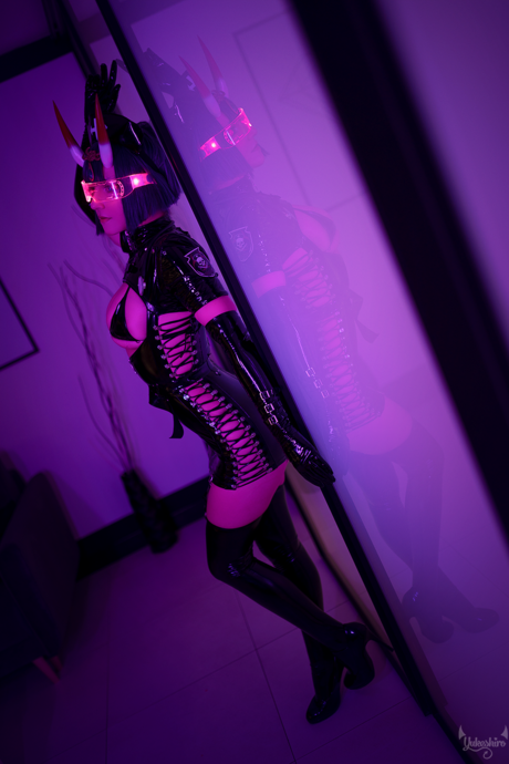 busty mom onlyfans hd image