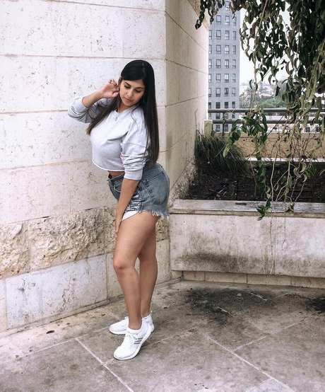 Shahar Matok beautiful pornstar photos