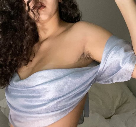 Balegat model free photos