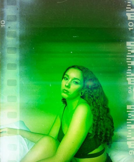 Balegat xxx pornstar photo