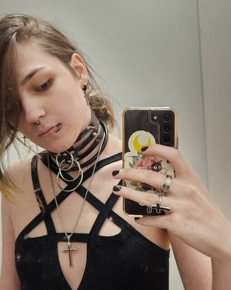 cattrinooo pornstar naked image