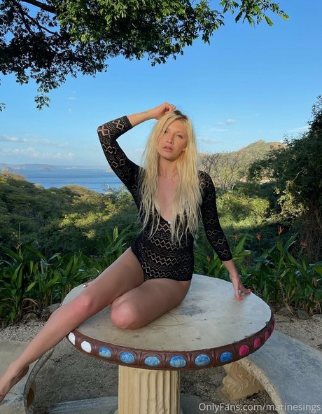 marinesings actress image