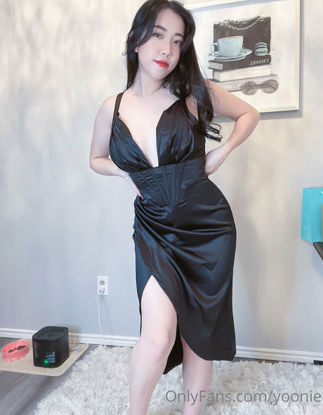 Yoonie star pornographic pic