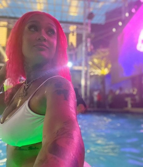 Donna Lombardi perfect pornstar pic