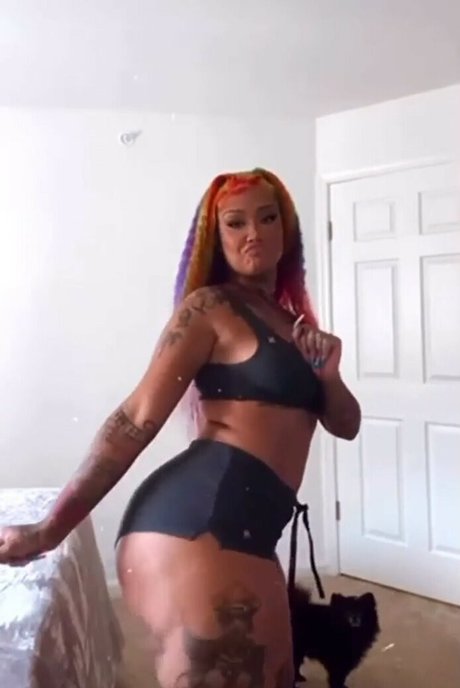 Donna Lombardi exclusive star gallery