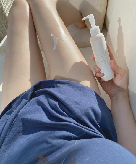 Shibuya Yuri beautiful model pictures