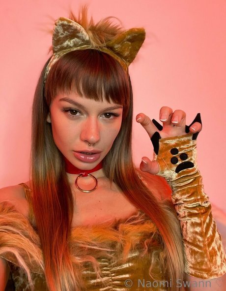 naomiswann xxx actress photos