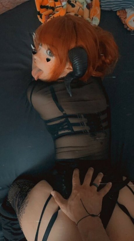 Leighbunbun model hot pictures