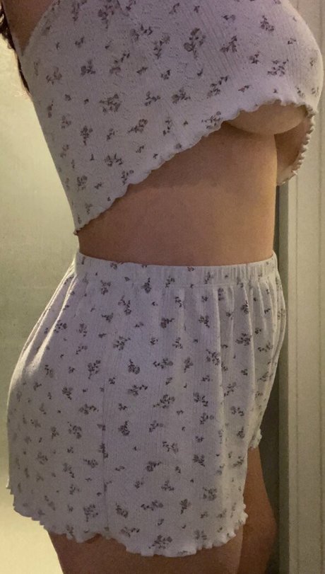 grungek1tten free actress pictures