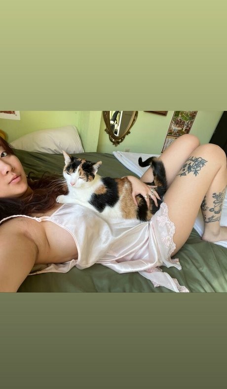 Fakeredhead666 high quality model pic