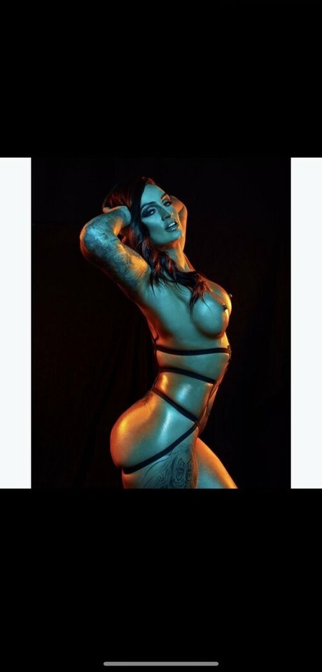 hayleyvernon nudes actress pictures