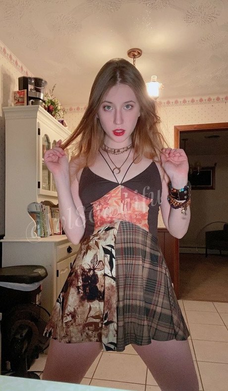 MattieDoll star sexy gallery