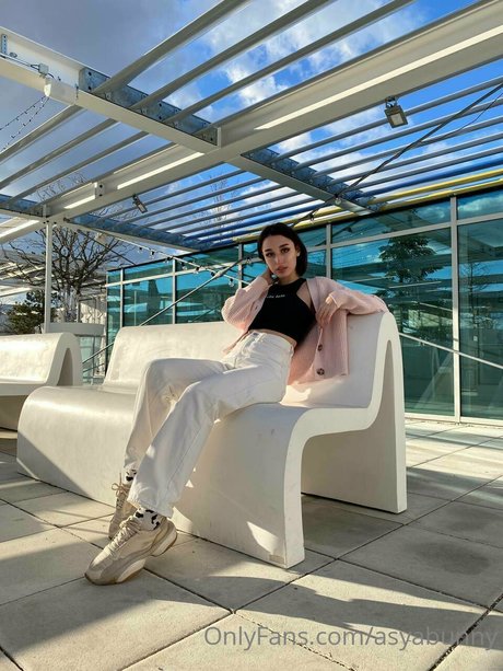 busty mom onlyfans adult galleries