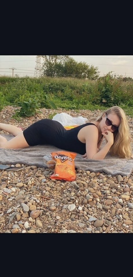 Cara Arabella star high quality img