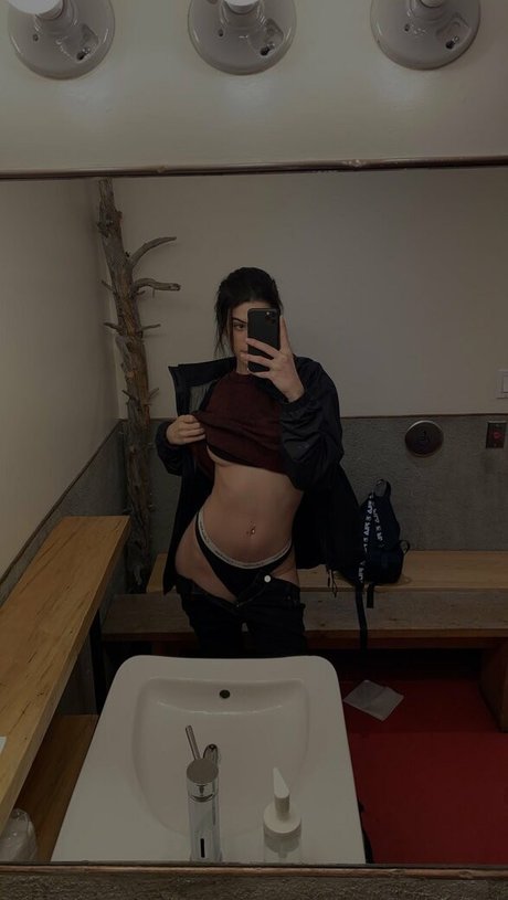 ellathrasher pornstar adult photos