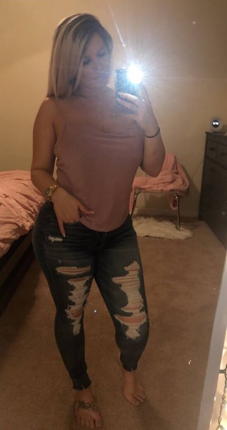 female influencer onlyfans sex image