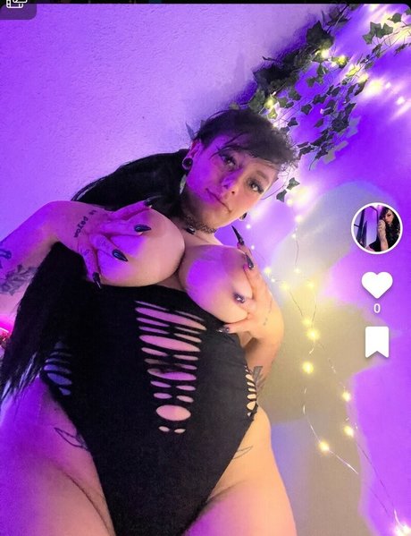 lunagh0ul beautiful model pics