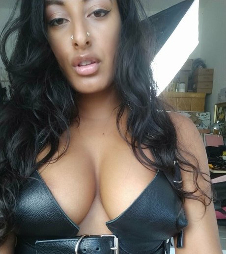 Kali Sudhra porn actress photos